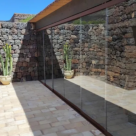 Dammuso Alkibar * Pantelleria